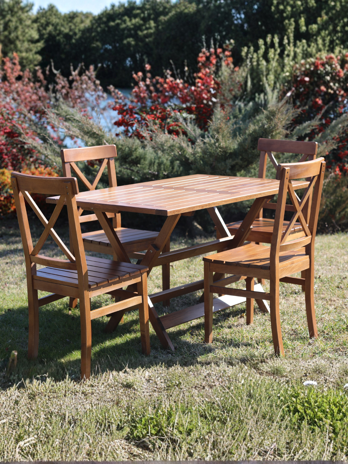 Çeşme Doğal Ahşap Sandalye | Şıklık ve Dayanıklılık Bir Arada