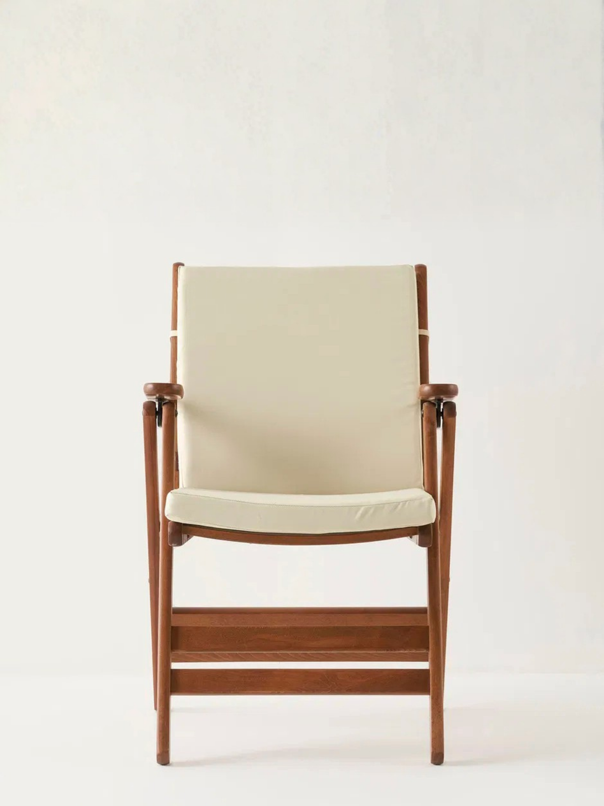 Madrid Minderli Sandalye | Katlanabilir, Konforlu ve Uzun Ömürlü