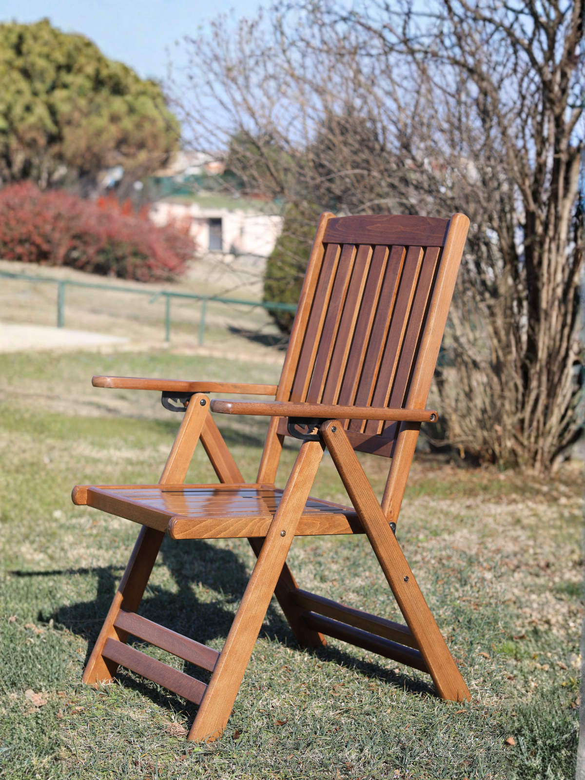 Olimpia Katlanır Sandalye | Suya ve Güneşe Dayanıklı Ahşap Bahçe Sandalyesi