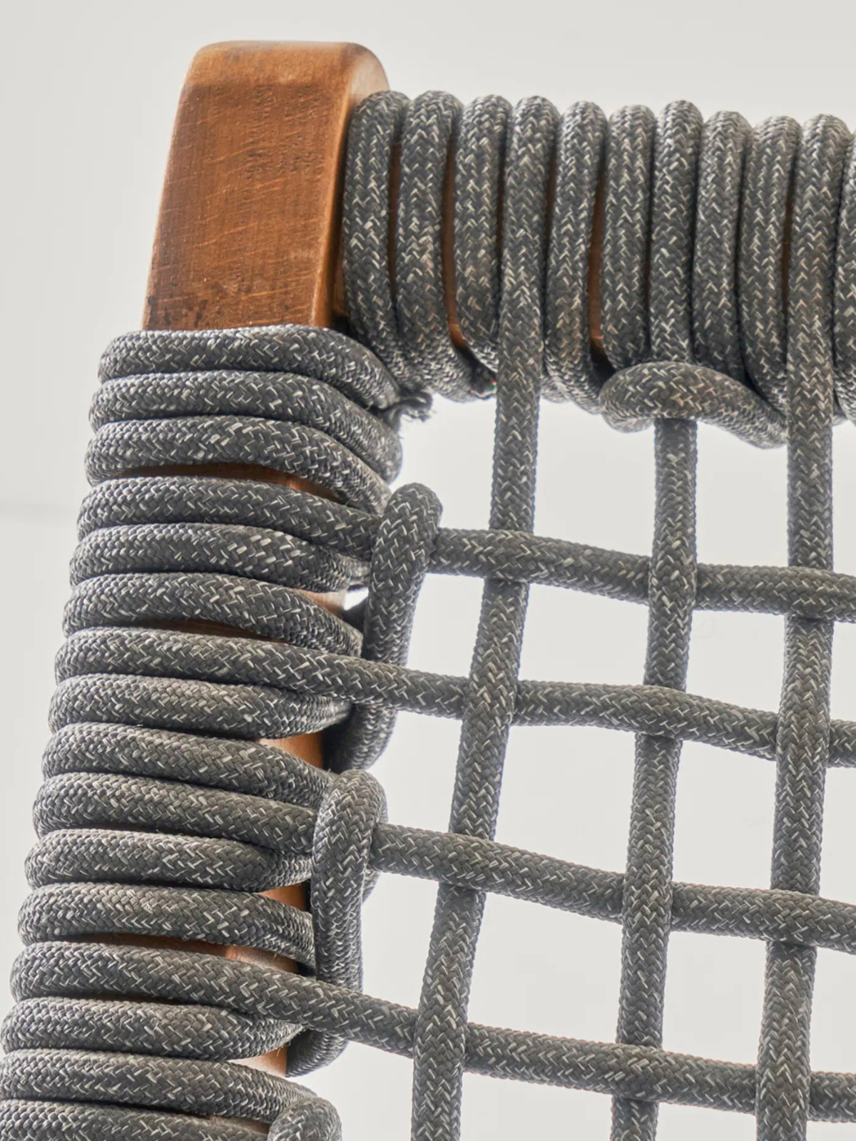 Miami Premium Örgü Sandalye | El İşçiliği & Kestane Ahşap