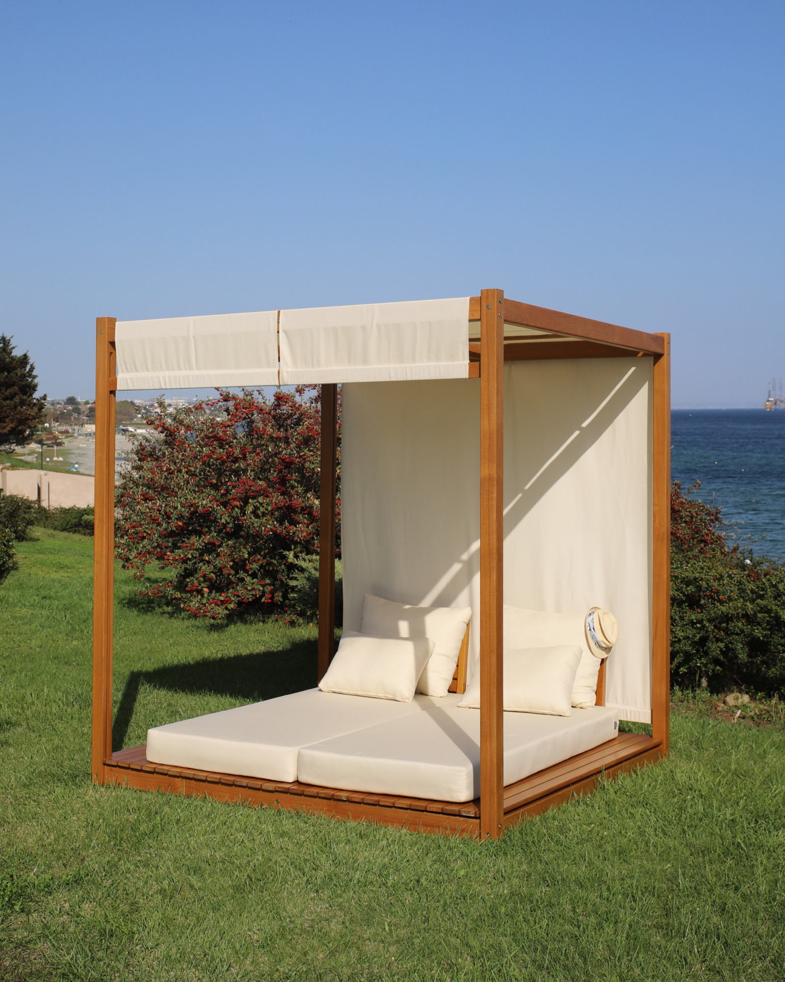 Hawaii Daybed | Ayarlanabilir Gölgelikli Loca