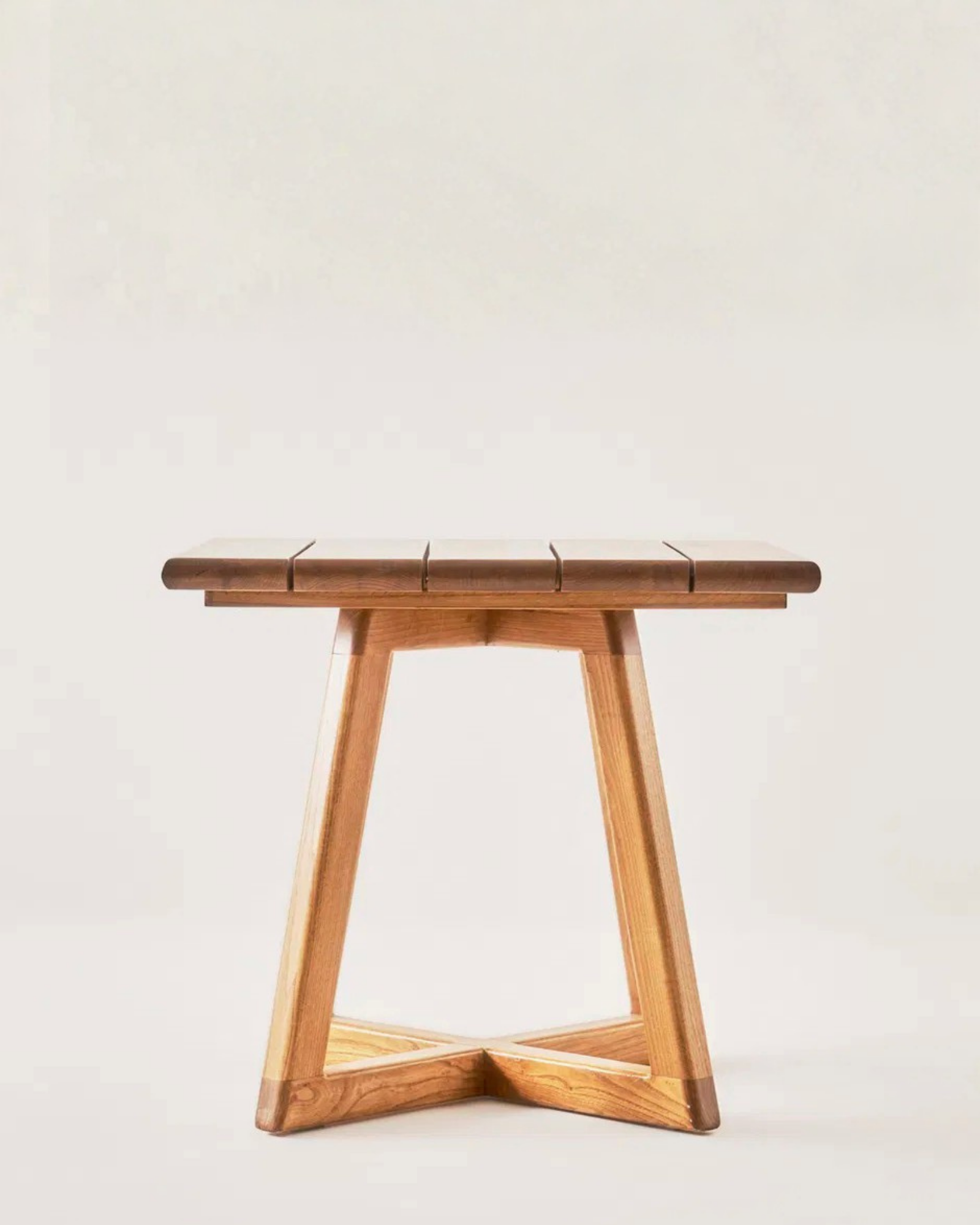 Berlin Kare Bahçe Masası | Kestane Ahşap Dış Mekan Masası