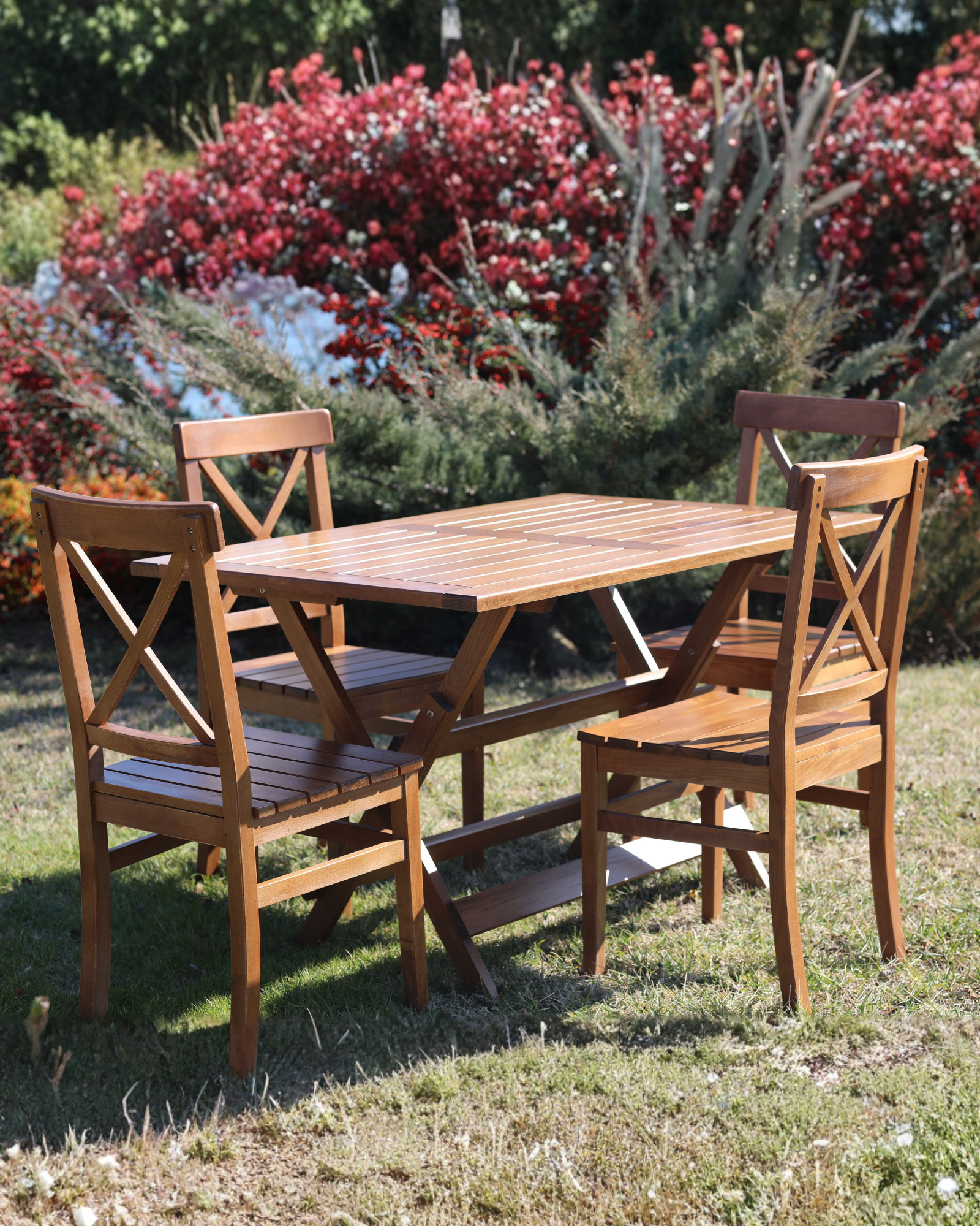 Çeşme 4'lü Masa Sandalye Seti | Gürgen Ahşap, Dayanıklı Dış Mekan Bahçe Takımı