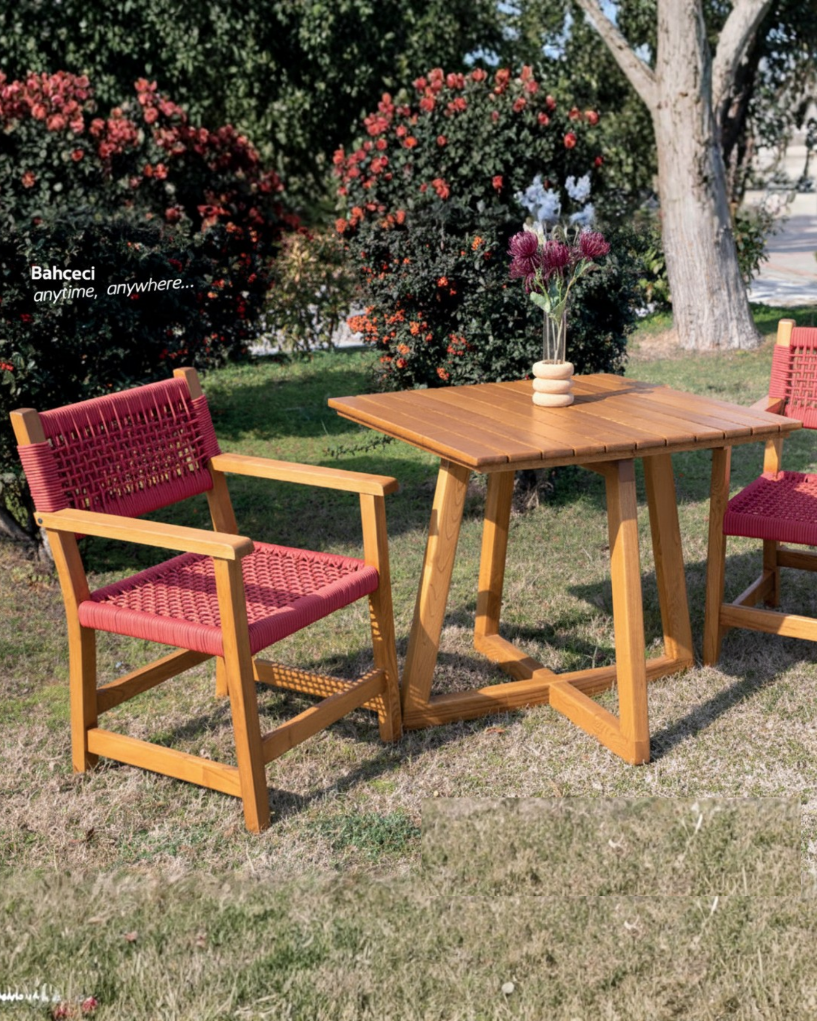 Berlin Kare Bahçe Masası | Kestane Ahşap Dış Mekan Masası